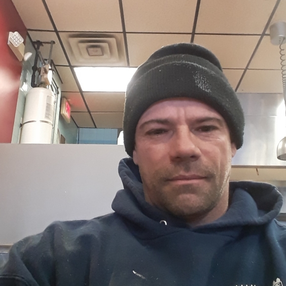 Meet your Posher, George - Picture 2 of 2